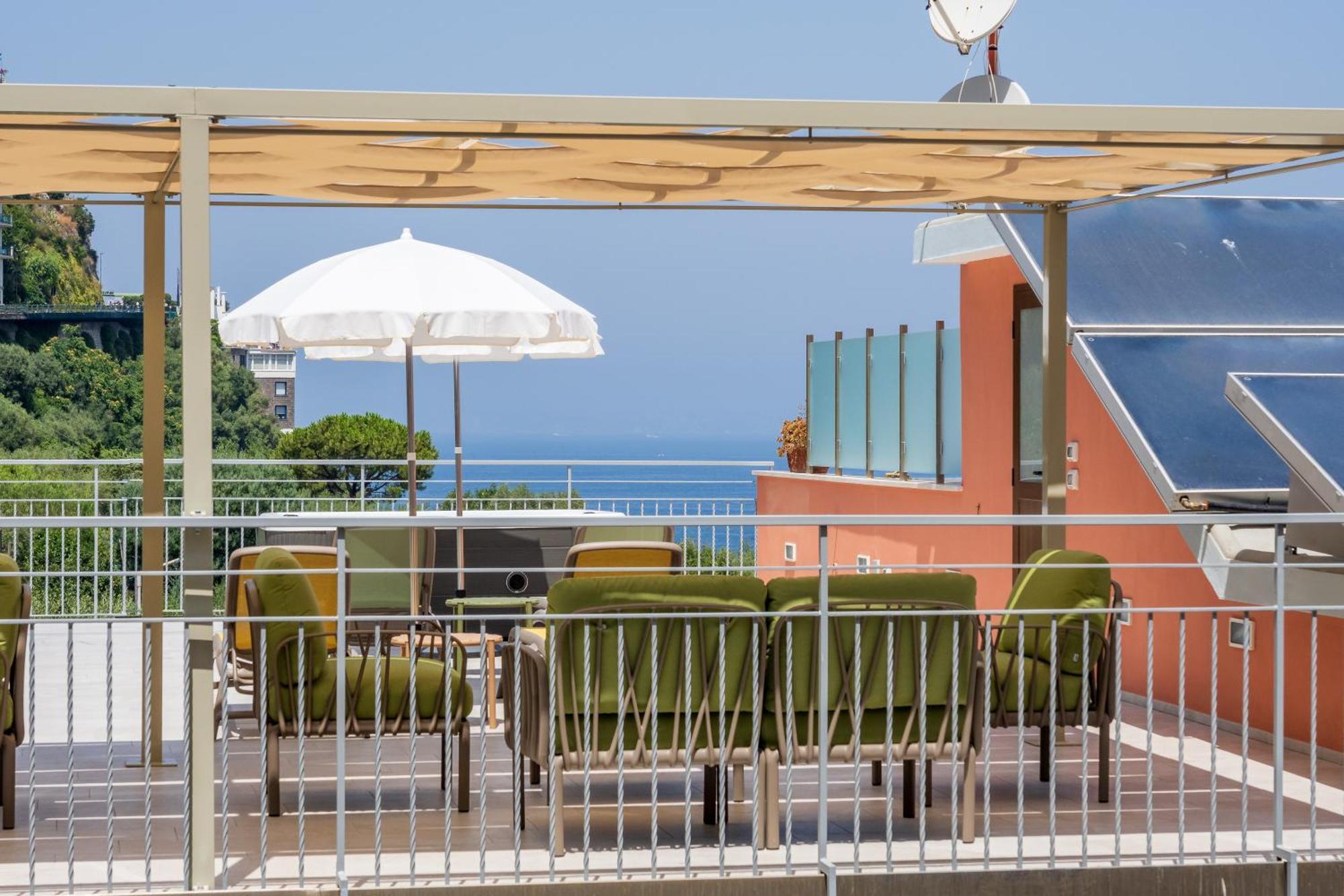 Futura Smart Flat - De Vivo Realty Sorrento Appartement Buitenkant foto