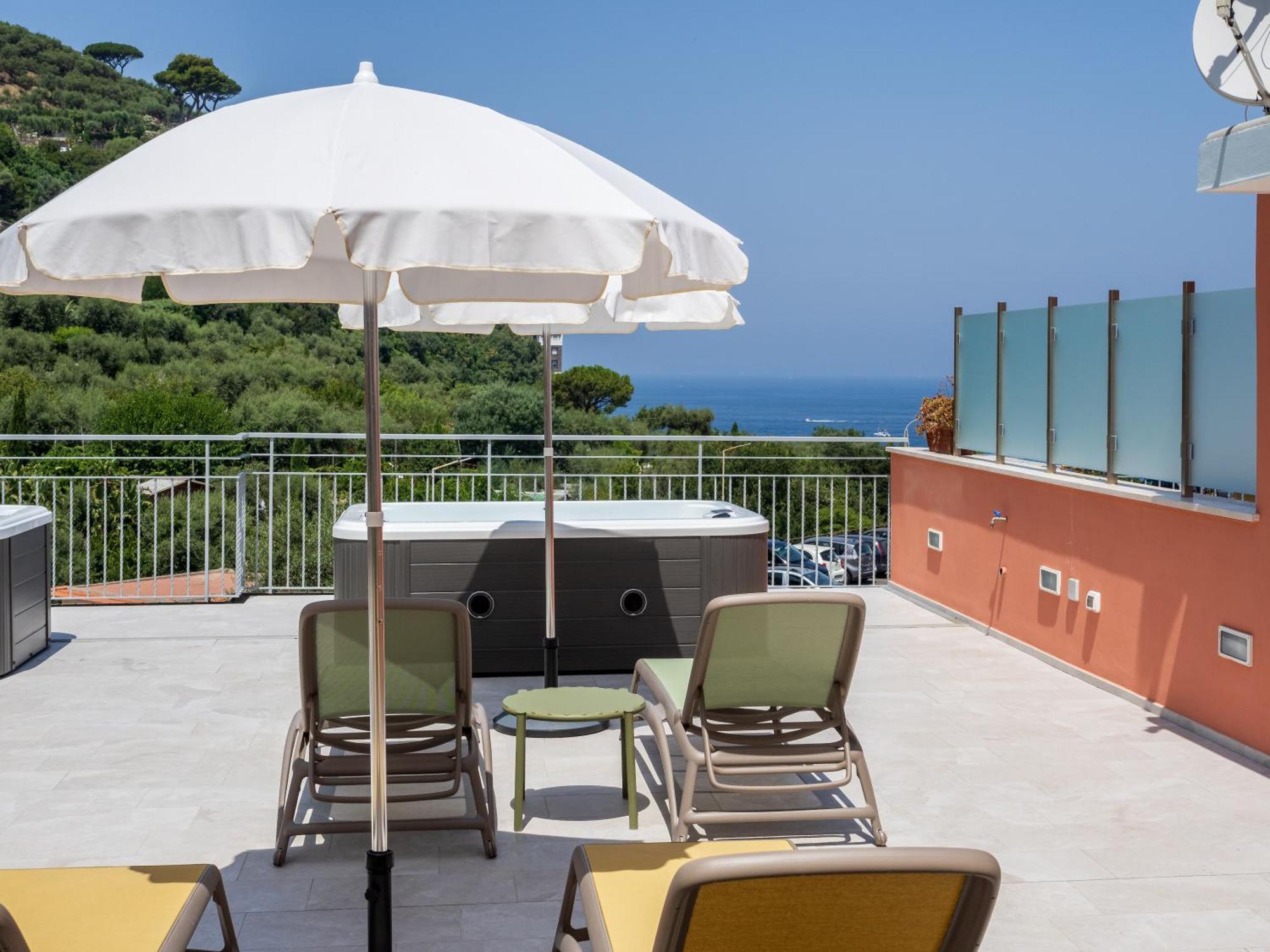 Futura Smart Flat - De Vivo Realty Sorrento Appartement Buitenkant foto
