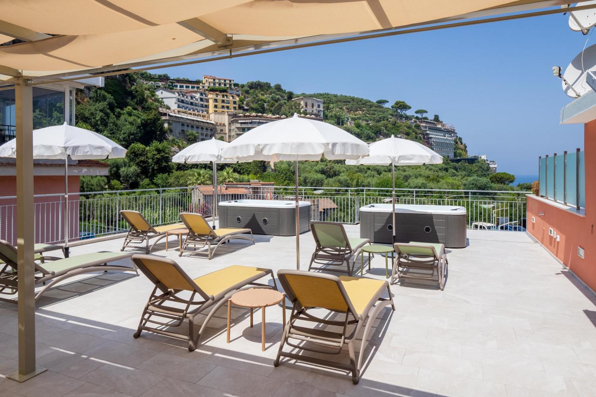 Futura Smart Flat - De Vivo Realty Sorrento Appartement Buitenkant foto