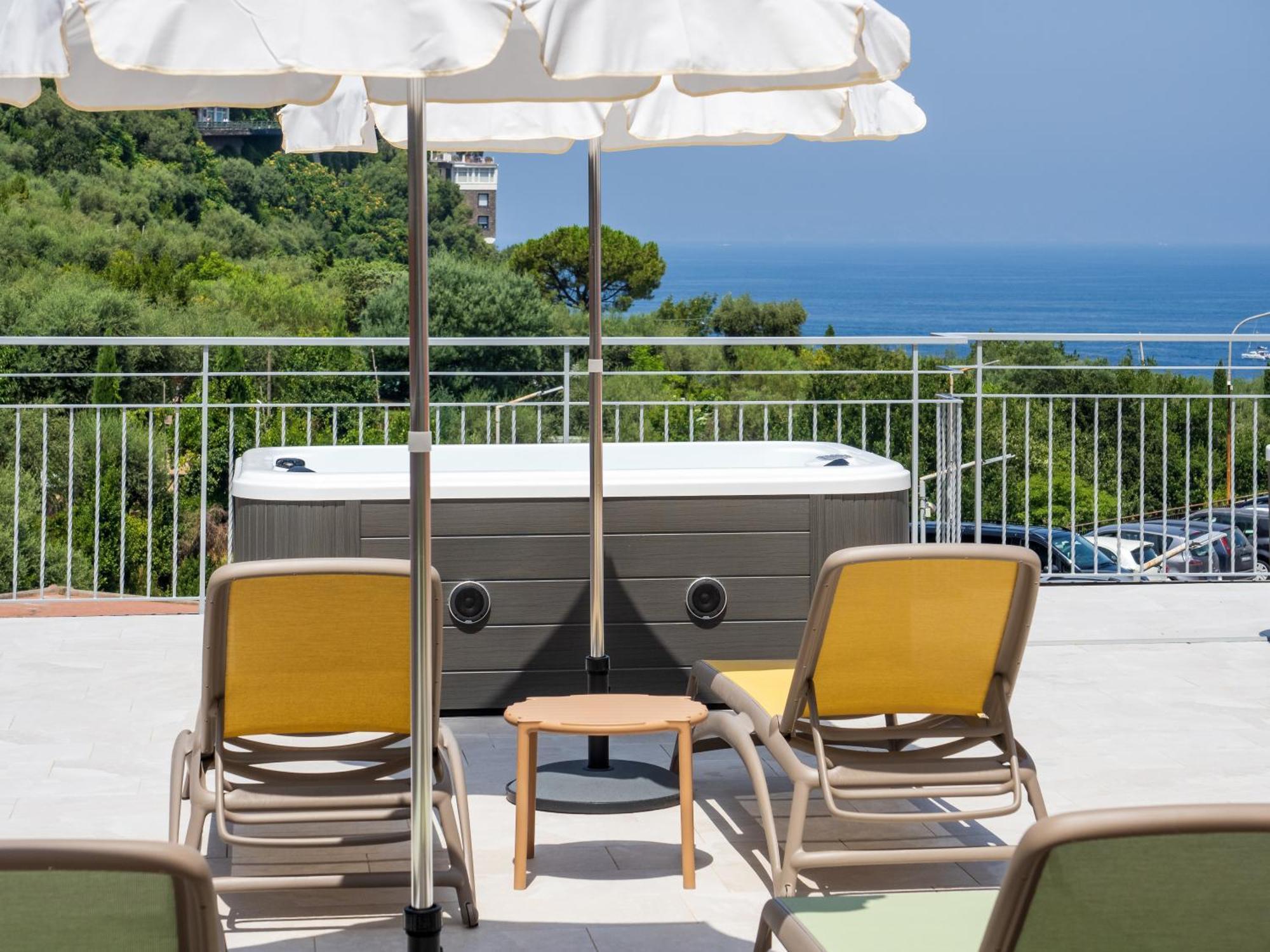 Futura Smart Flat - De Vivo Realty Sorrento Appartement Buitenkant foto